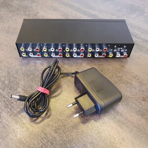 8 Port Video Audio Splitter